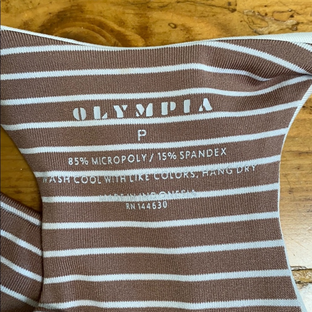Perfect condition Olympia top - Picture 3 of 3